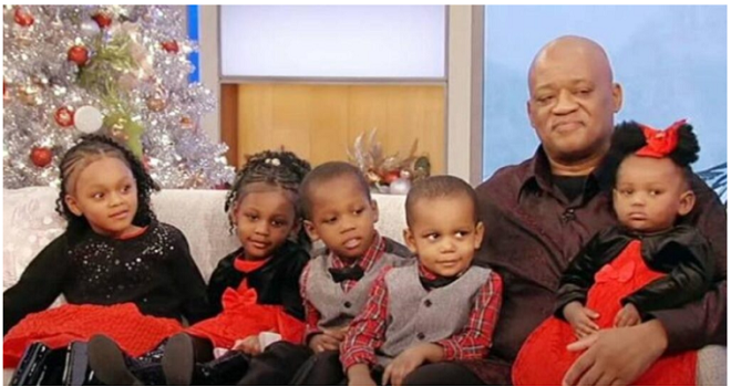 Single Dad Adopts Five Siblings Under Age Six In Order To Raise Them Together