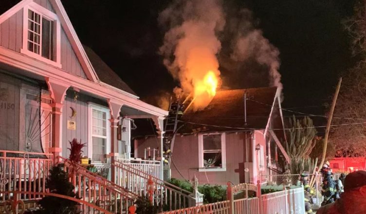 Christmas Tree Ignited by Faulty Electrical Outlet, Injuring 2 in Calif. House Fire.