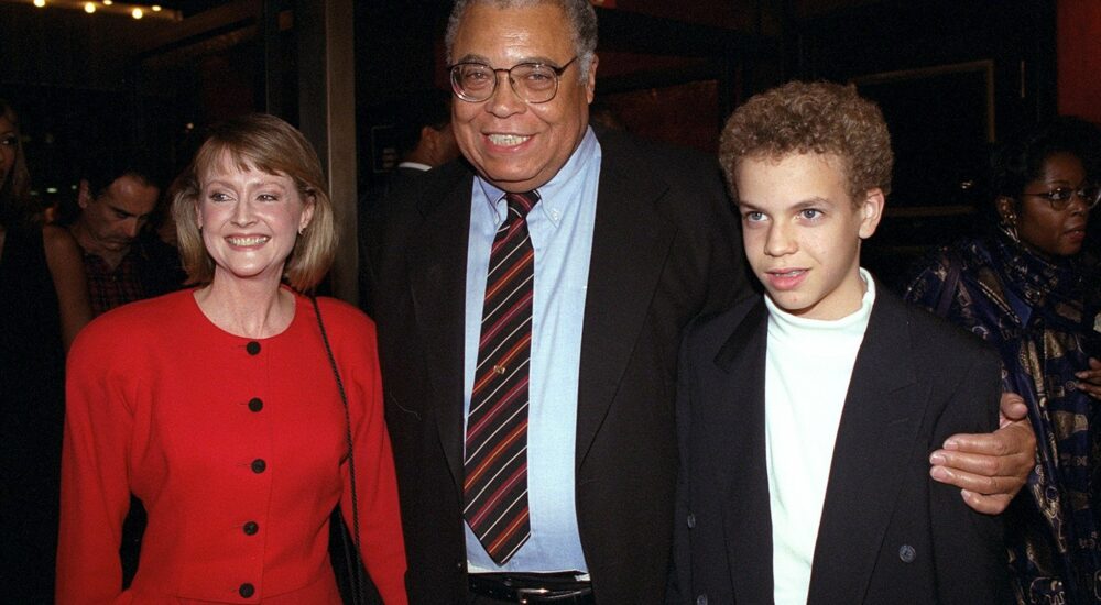 James Earl Jones’ biracial son and his 34-year-old wife inherited their father’s extraordinary talent…