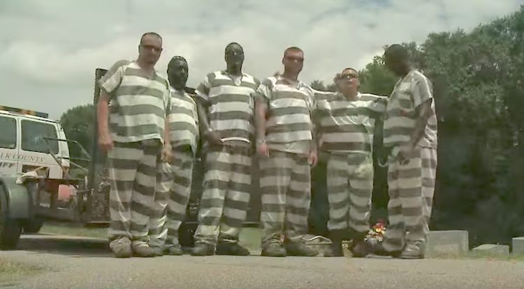 VIDEO: Instead of Attempting to Break Out of Jail, Prisoners Rush to Help an Officer Who Has Fallen…